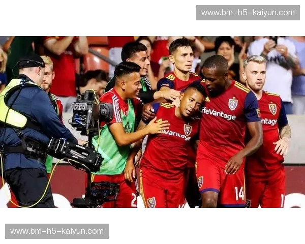 盐湖城vs纽约城：冰火两重天的都市碰撞，你的心属于哪一片星辰？